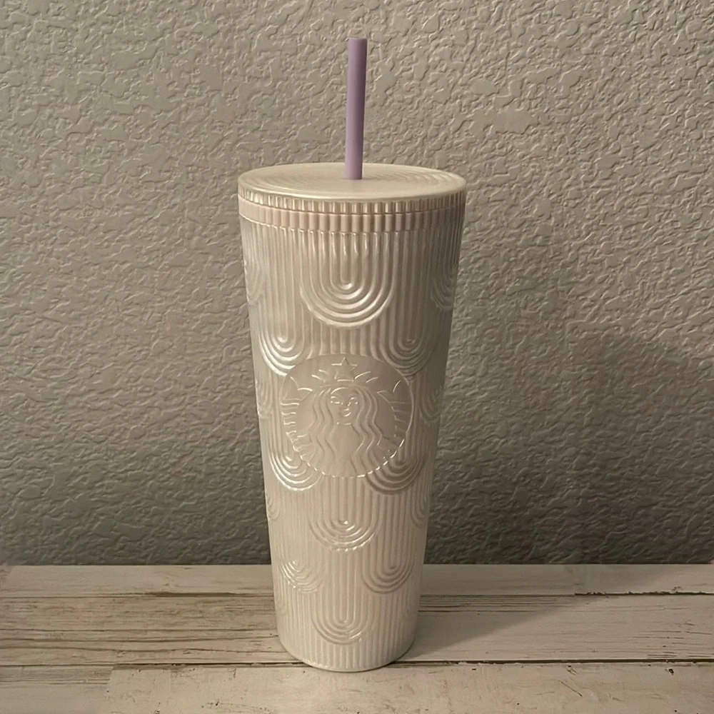 NWT Starbucks Pearl White Mermaid 24OZ Tumbler.